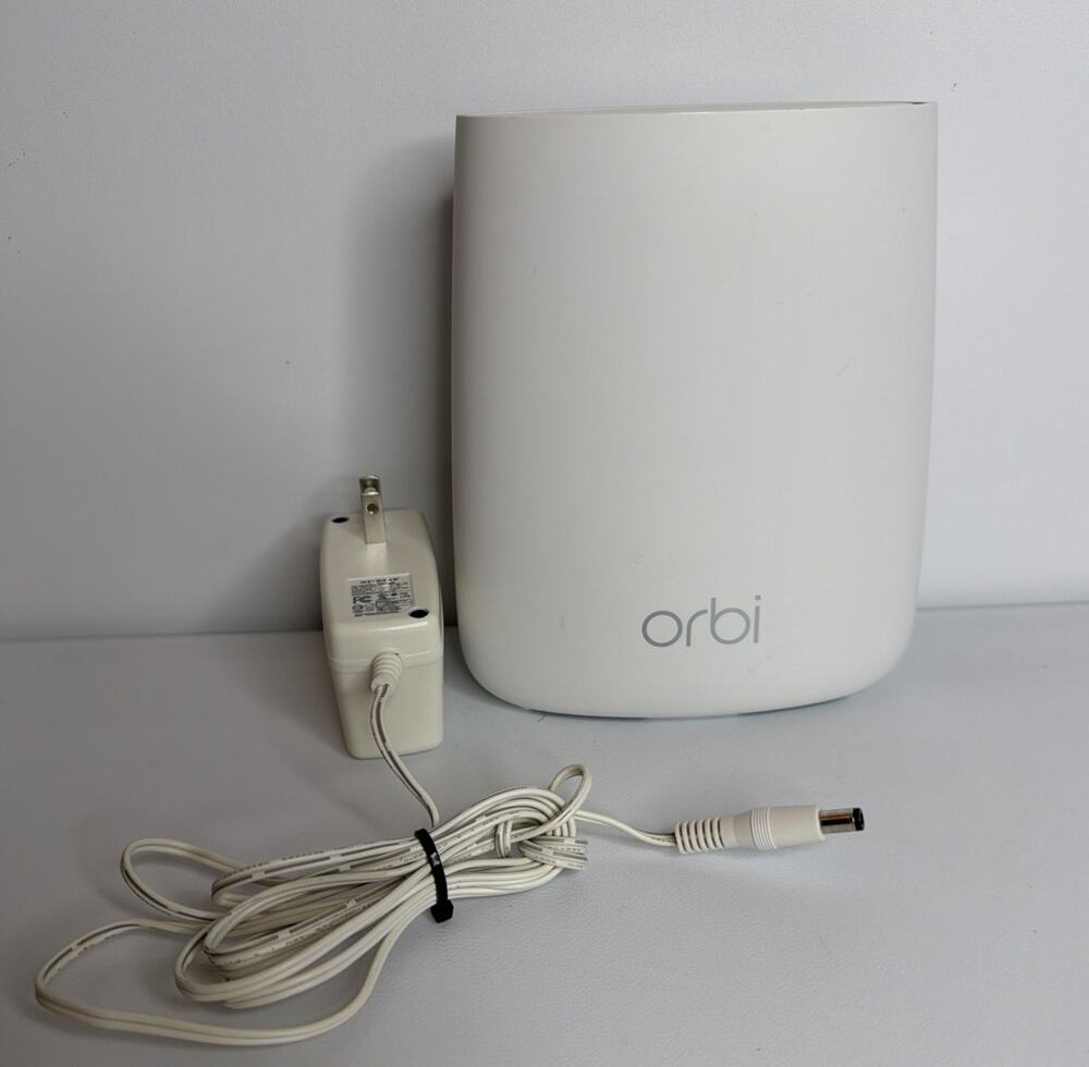 NETGEAR Orbi RBS20 AC2200 Tri-Band Wi-Fi Coverage Whole Home Satellite W/ Power